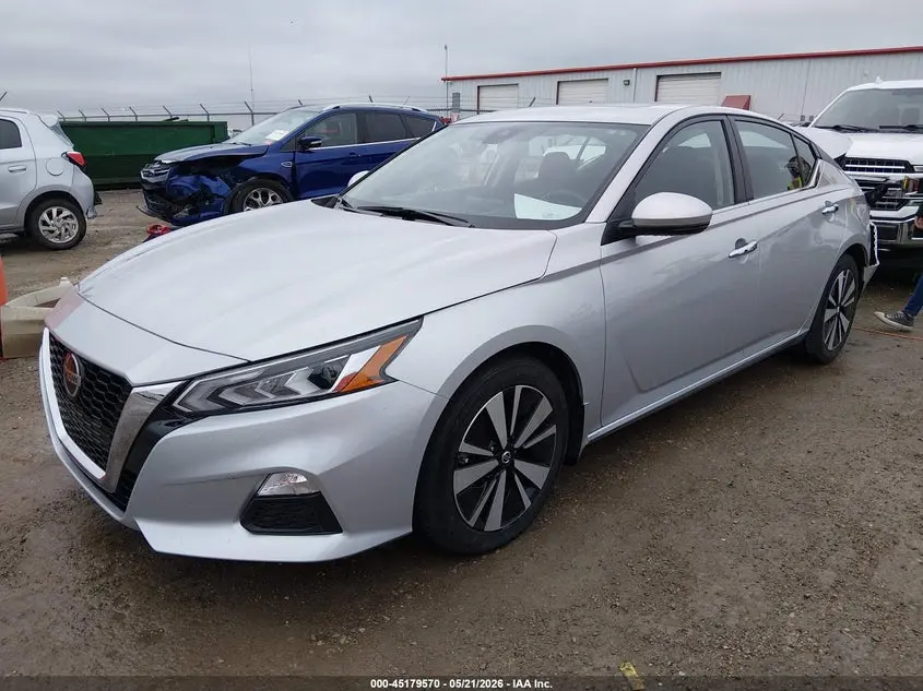 2021 NISSAN ALTIMA SV FWD