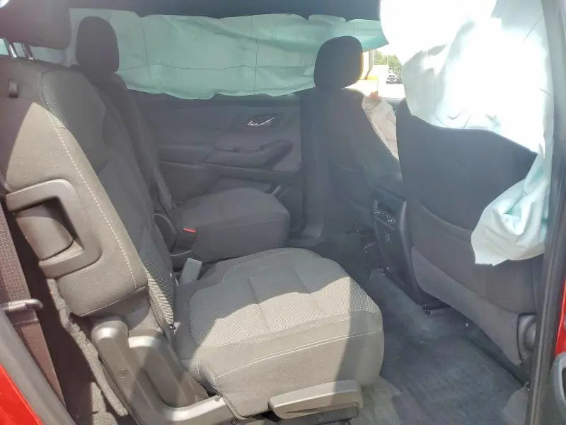 2023 CHEVROLET TRAVERSE LT  