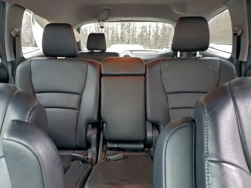 2022 HONDA PILOT SE  