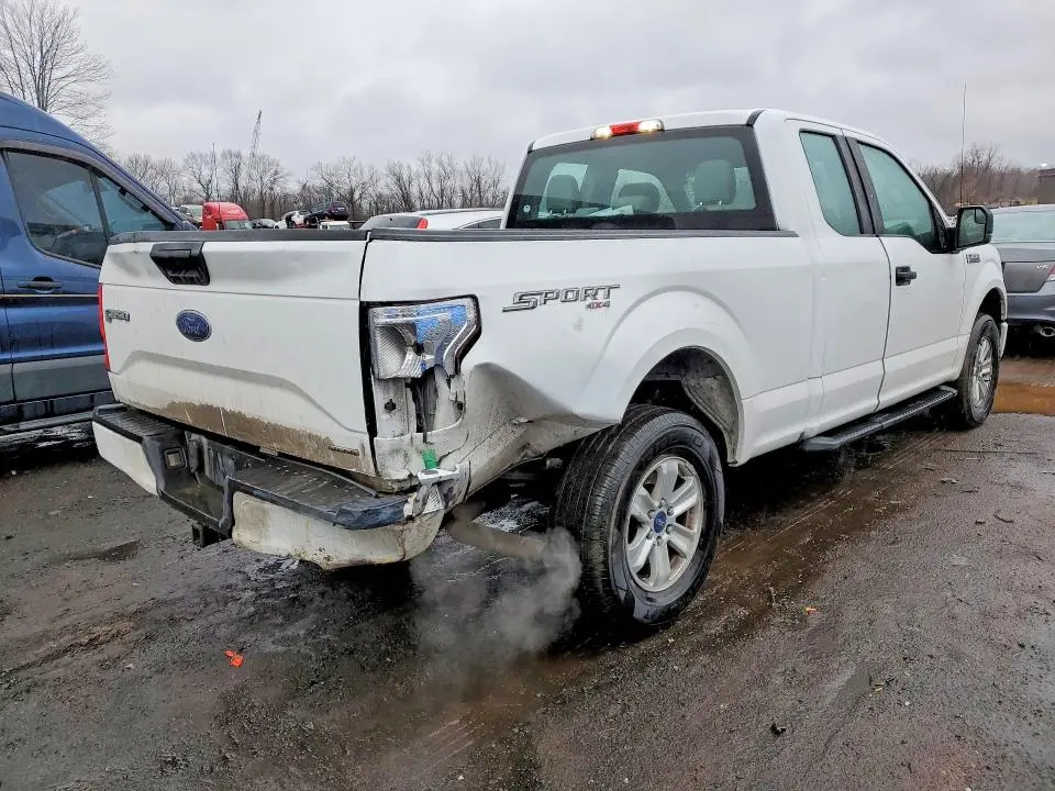 2016 FORD F150 SUPER CAB  