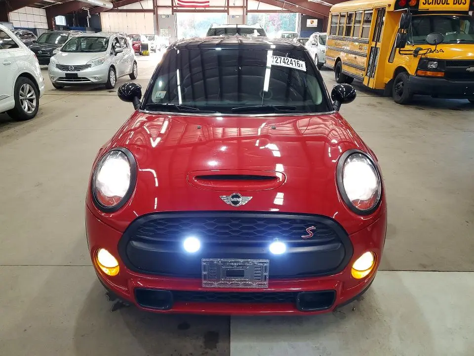 2017 MINI COOPER S  