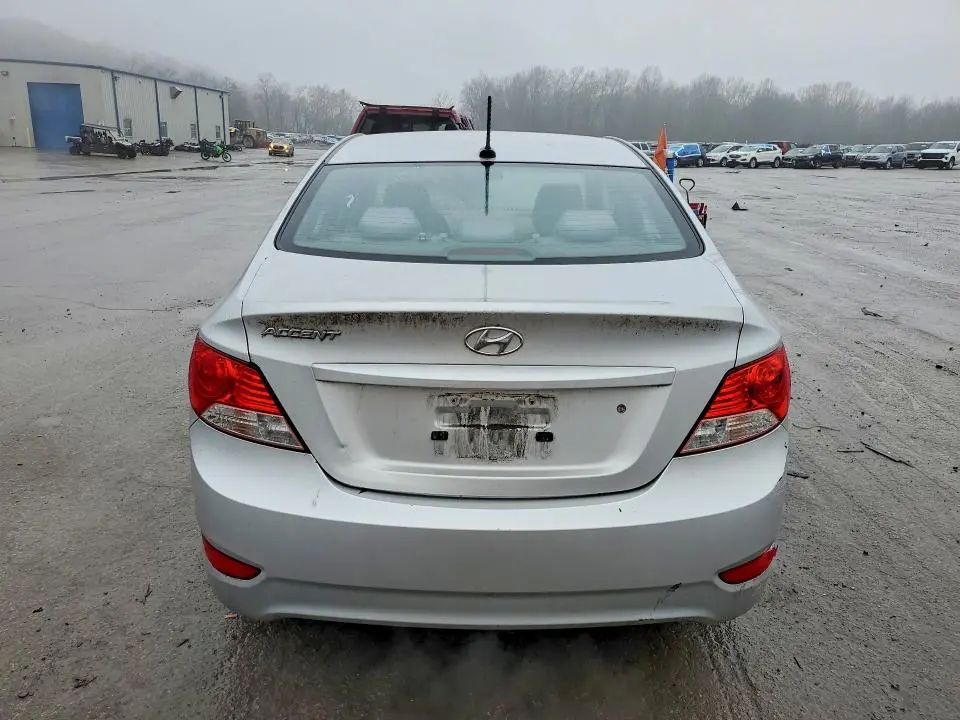 2013 HYUNDAI ACCENT GLS  
