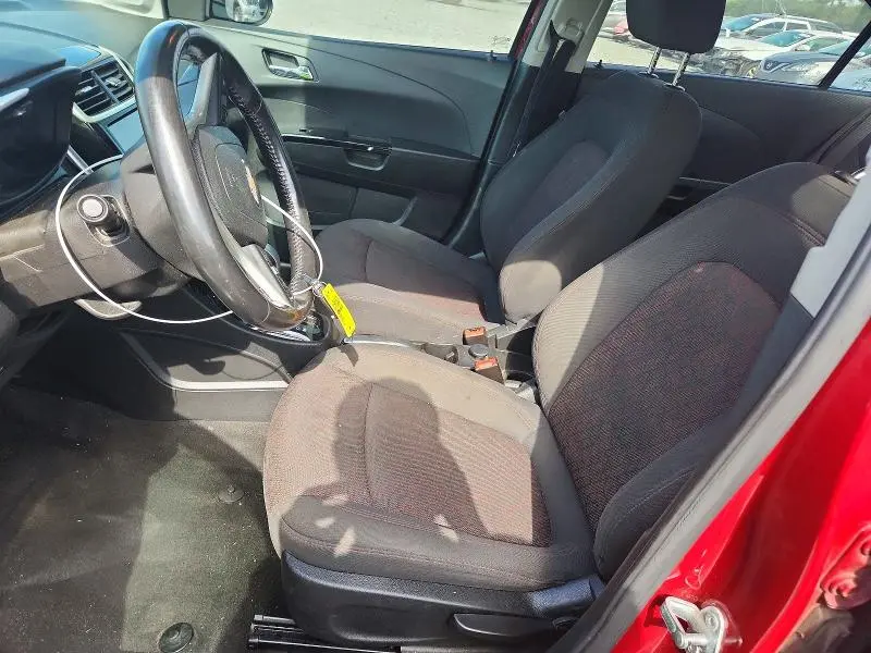 2017 CHEVROLET SONIC LT  