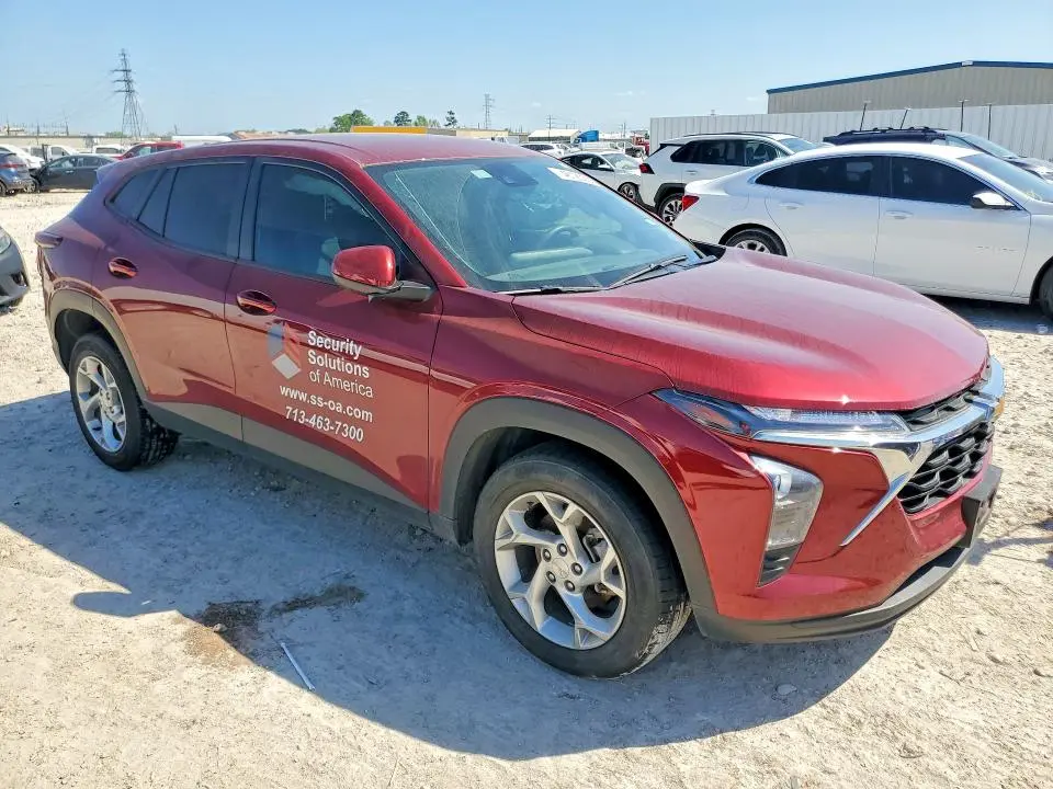 2024 CHEVROLET TRAX LS  