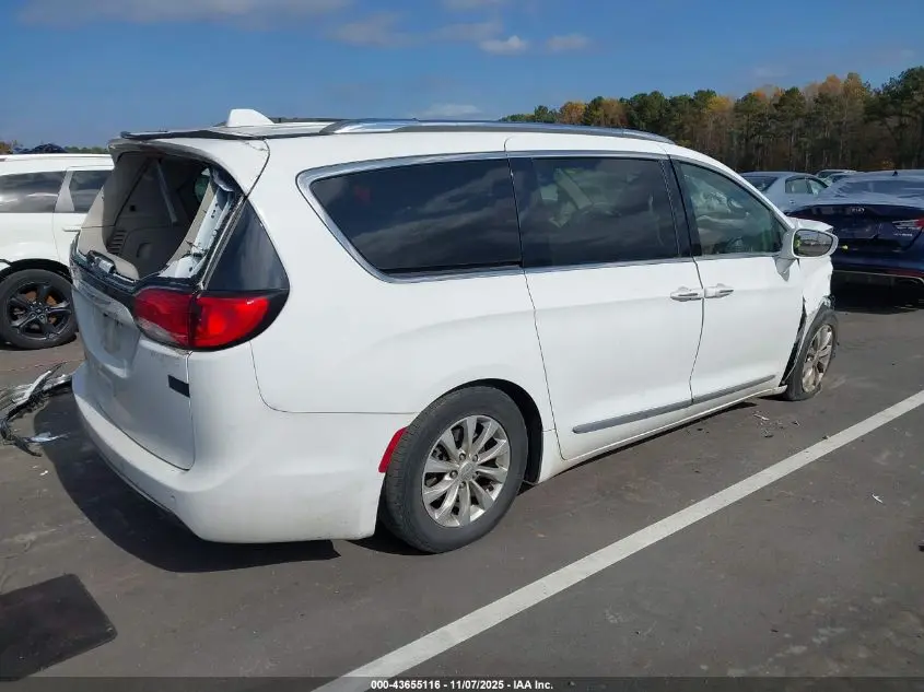 2018 CHRYSLER PACIFICA TOURING L
