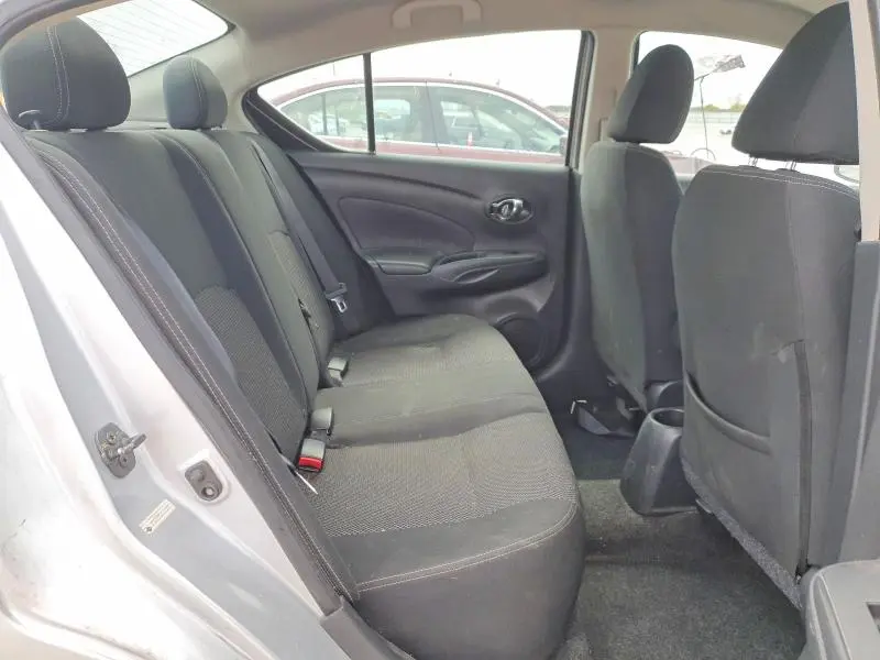 2018 NISSAN VERSA SV  
