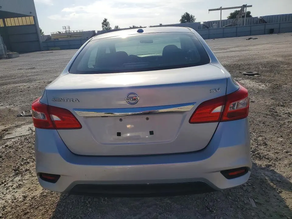 2018 NISSAN SENTRA SV  