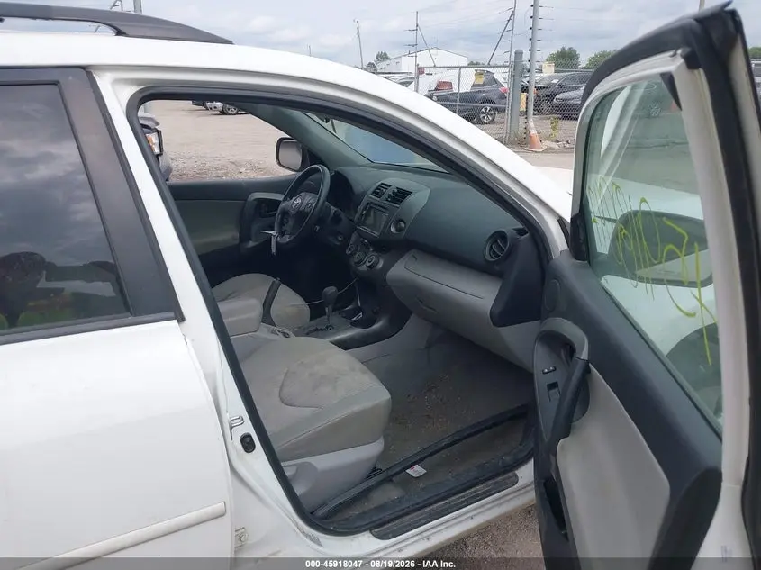 2011 TOYOTA RAV4  