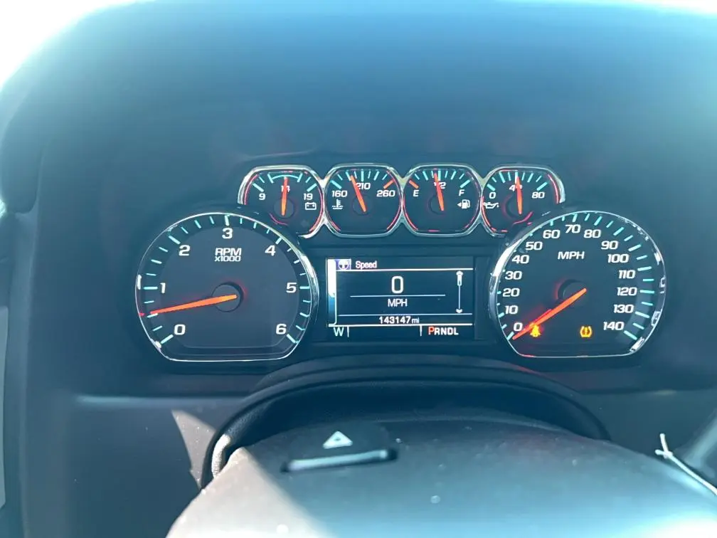 2017 CHEVROLET SUBURBAN C1500 LT  