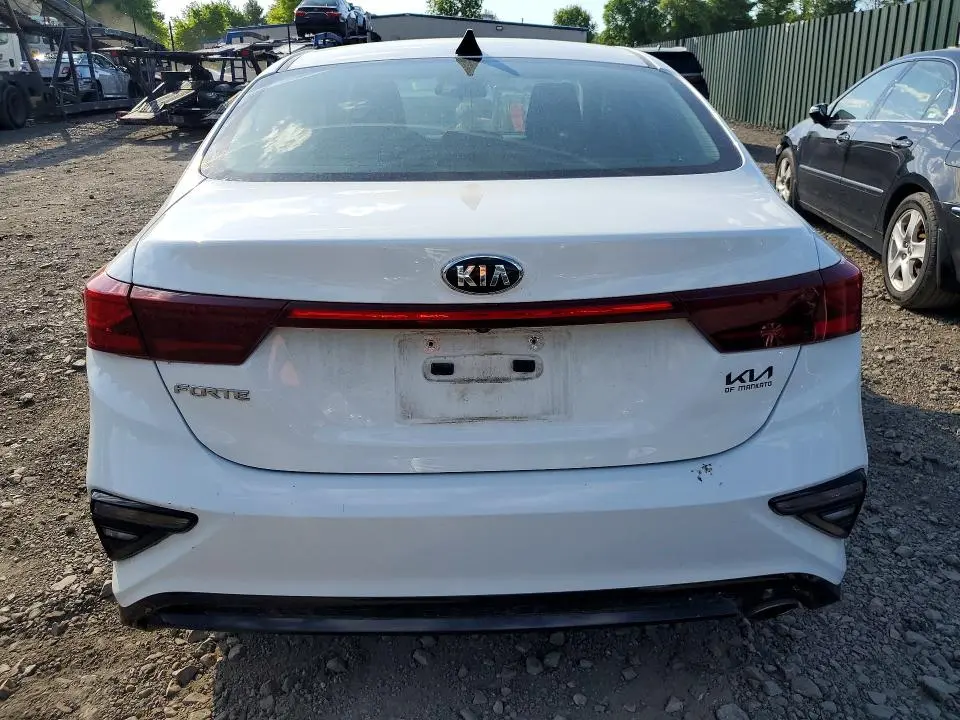 2020 KIA FORTE LXS  