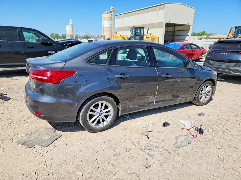 2016 FORD FOCUS SE  