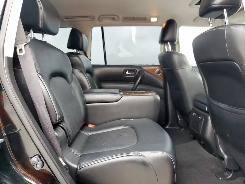 2016 INFINITI QX80   