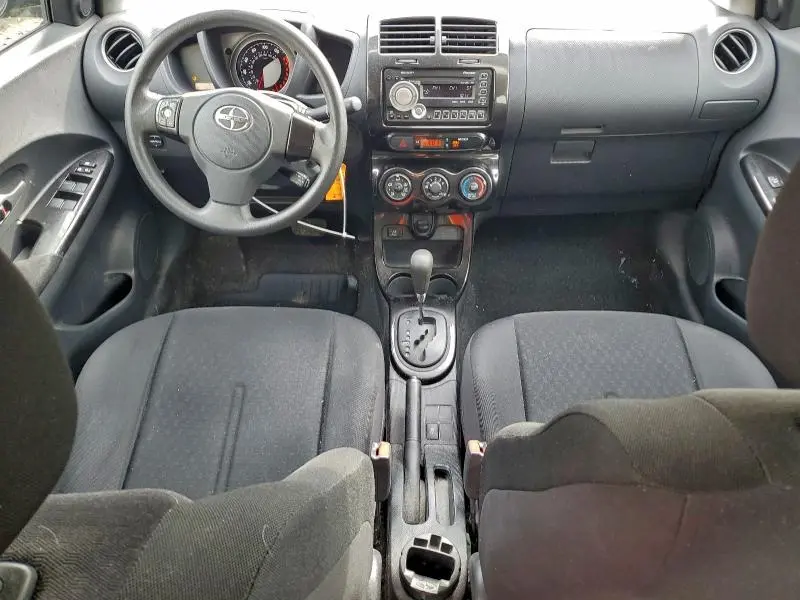 2010 TOYOTA SCION XD   