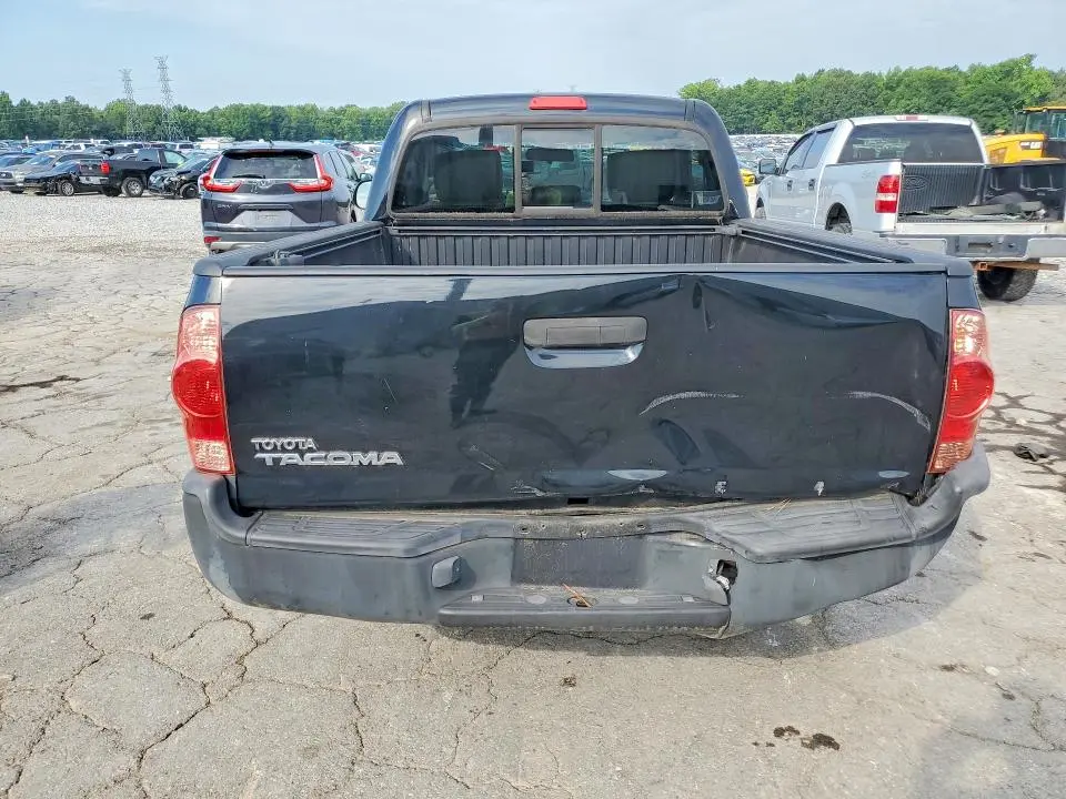 2014 TOYOTA TACOMA BASE  