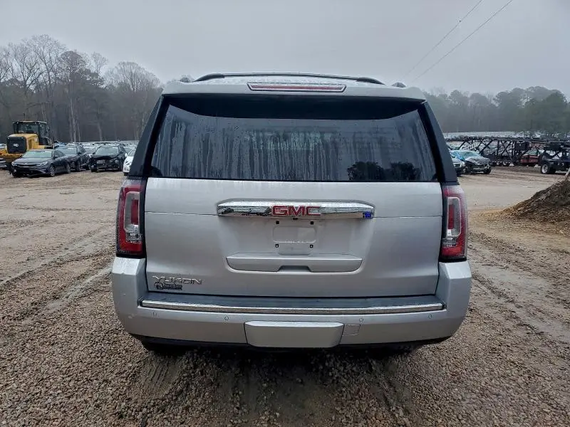 2019 GMC YUKON DENALI  