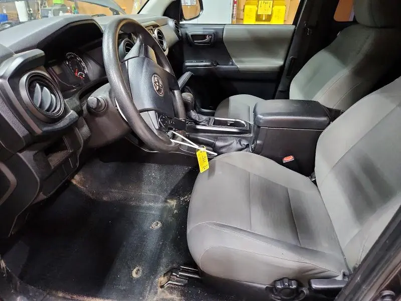 2016 TOYOTA TACOMA SR  
