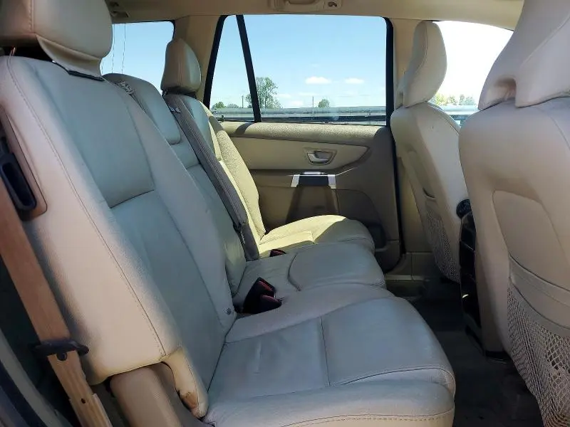 2010 VOLVO XC90 3.2  