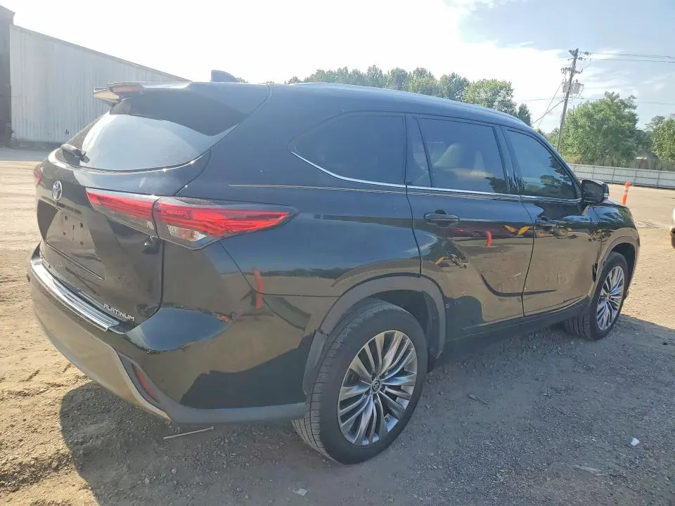 2021 TOYOTA HIGHLANDER PLATINUM  