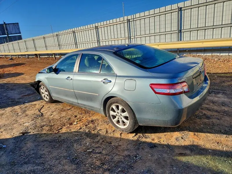 2011 TOYOTA CAMRY LE  