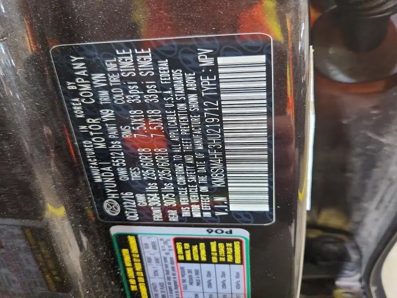 2017 HYUNDAI SANTA FE SE  