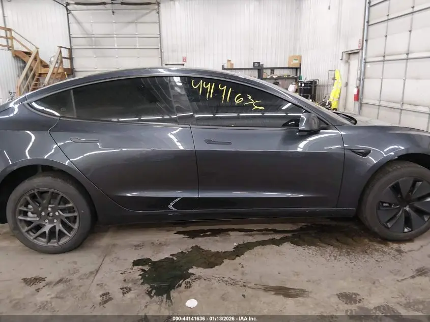 2025 TESLA MODEL 3 LONG RANGE REAR-WHEEL DRIVE/STANDARD REAR-WHEEL DRIVE