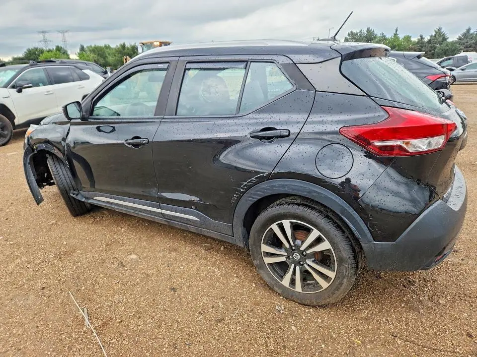2019 NISSAN KICKS S  