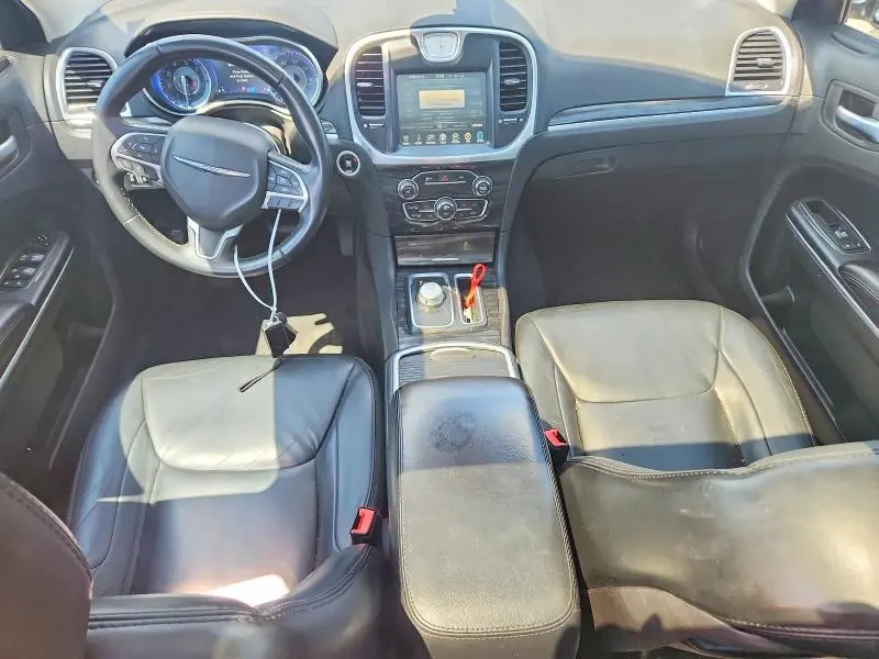 2016 CHRYSLER 300 LIMITED  