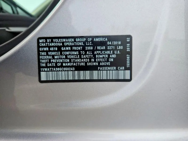 2016 VOLKSWAGEN PASSAT S  