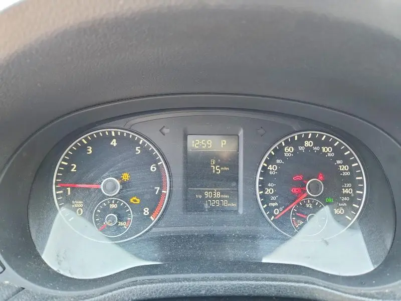 2014 VOLKSWAGEN PASSAT S  
