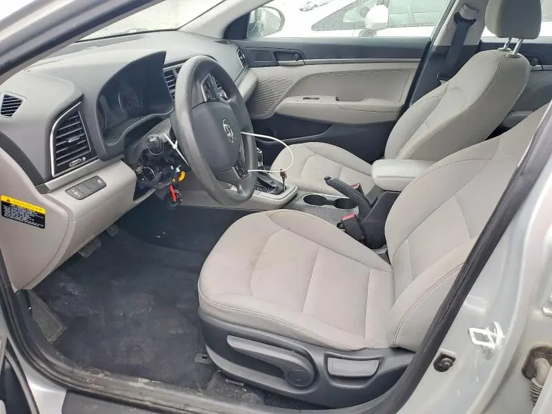 2018 HYUNDAI ELANTRA SE  