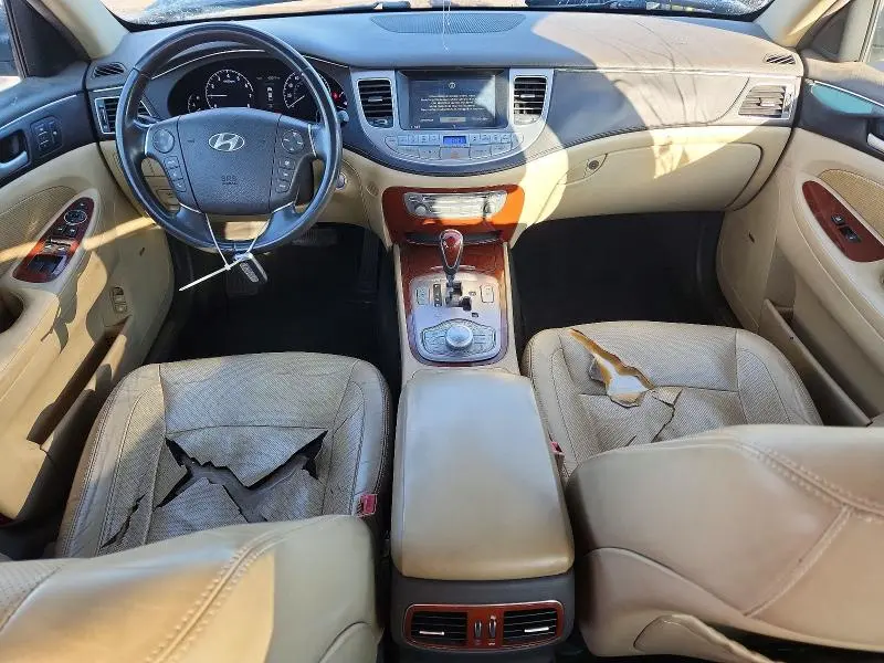 2013 HYUNDAI GENESIS 3.8L  