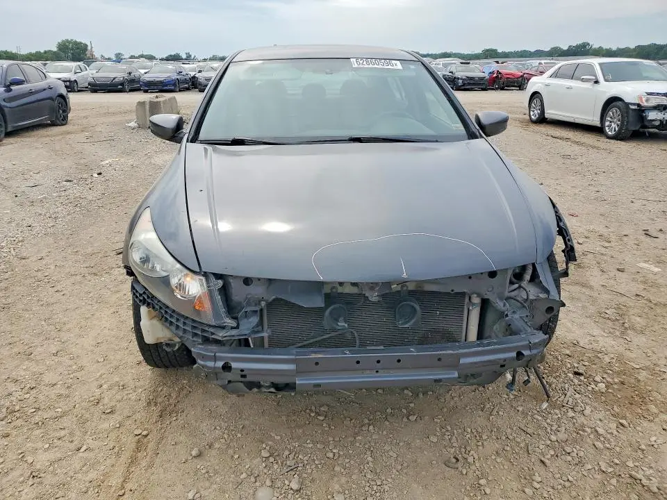 2011 HONDA ACCORD SE  