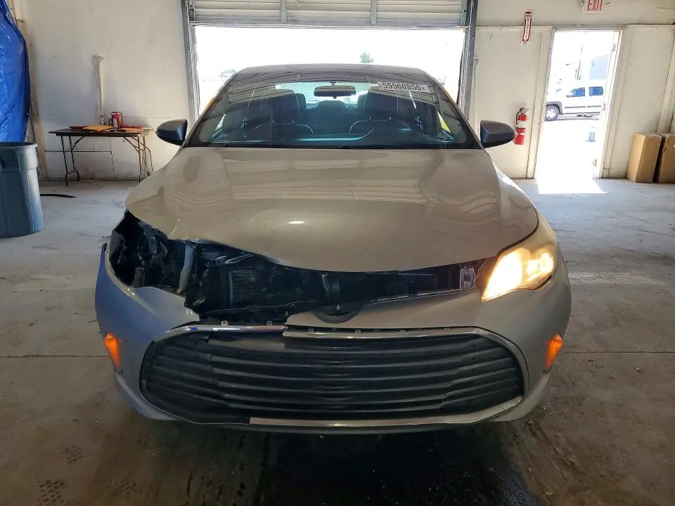 2016 TOYOTA AVALON XLE  