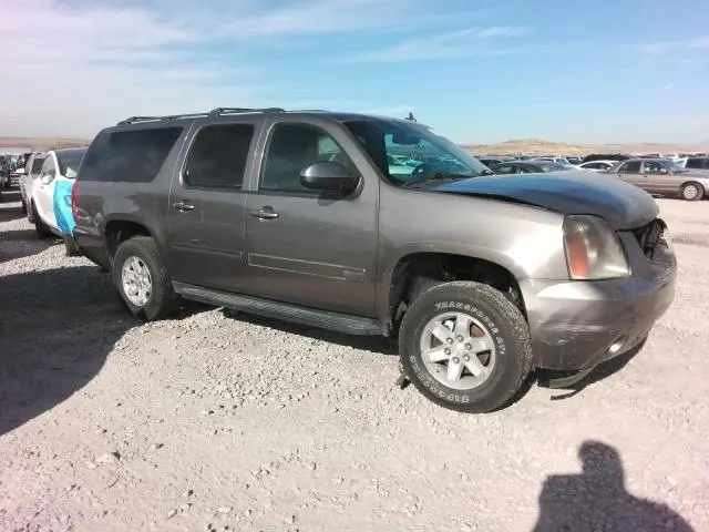2013 GMC YUKON XL K1500 SLT  