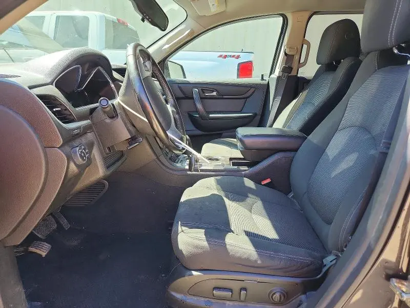 2016 CHEVROLET TRAVERSE LT  
