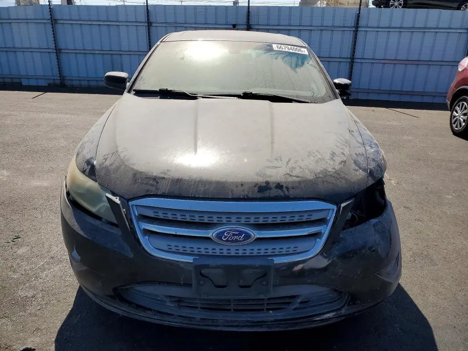 2011 FORD TAURUS SEL  