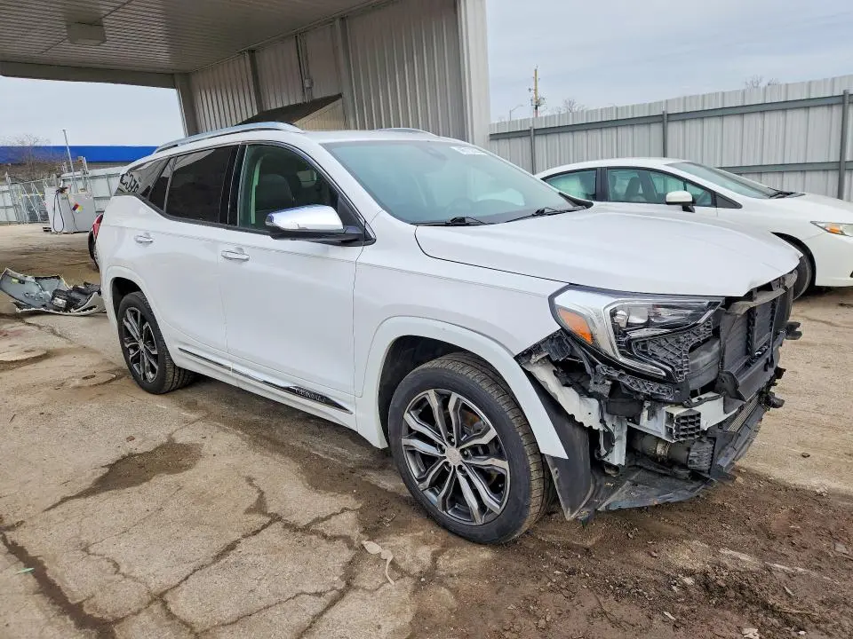 2018 GMC TERRAIN DENALI  