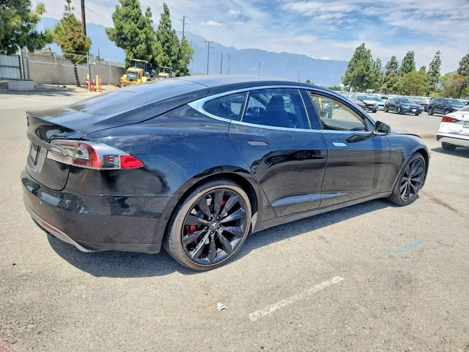 2013 TESLA MODEL S   