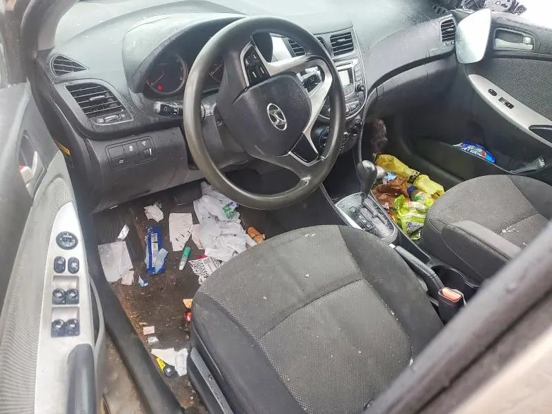 2013 HYUNDAI ACCENT GS  