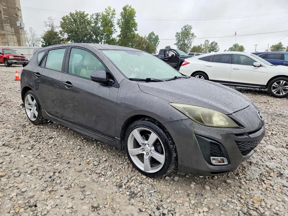 2010 MAZDA 3 S  