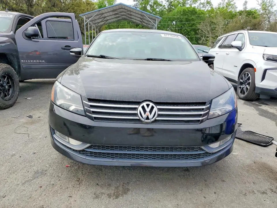 2015 VOLKSWAGEN PASSAT S  