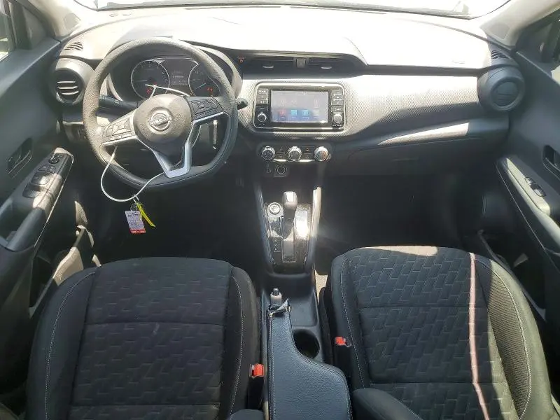 2022 NISSAN KICKS S  
