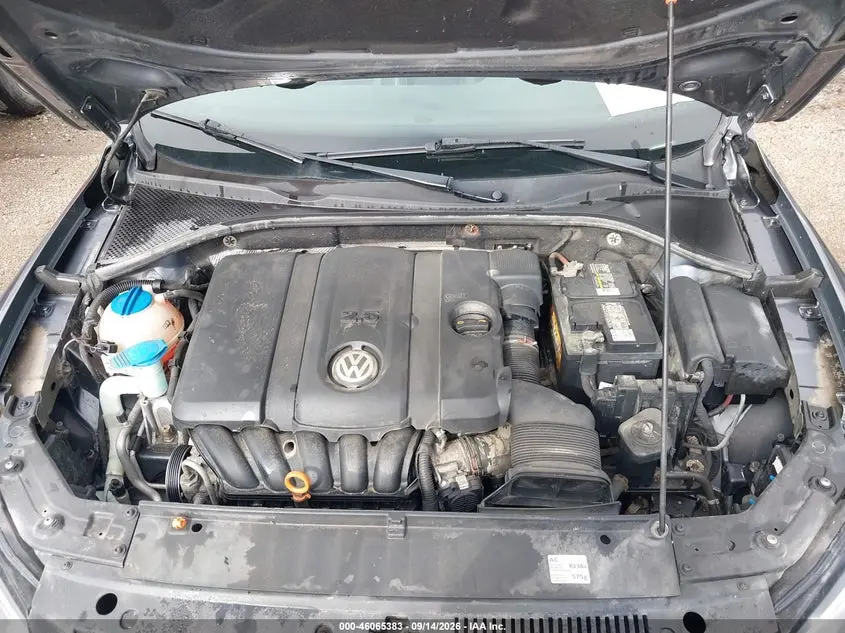 2012 VOLKSWAGEN PASSAT 2.5L SE