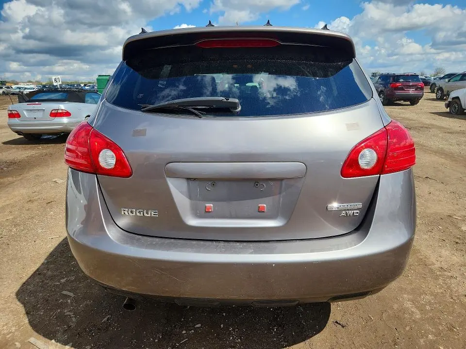 2010 NISSAN ROGUE S  