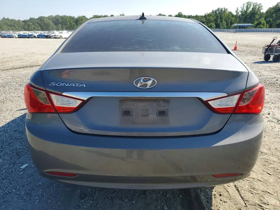 2012 HYUNDAI SONATA GLS  