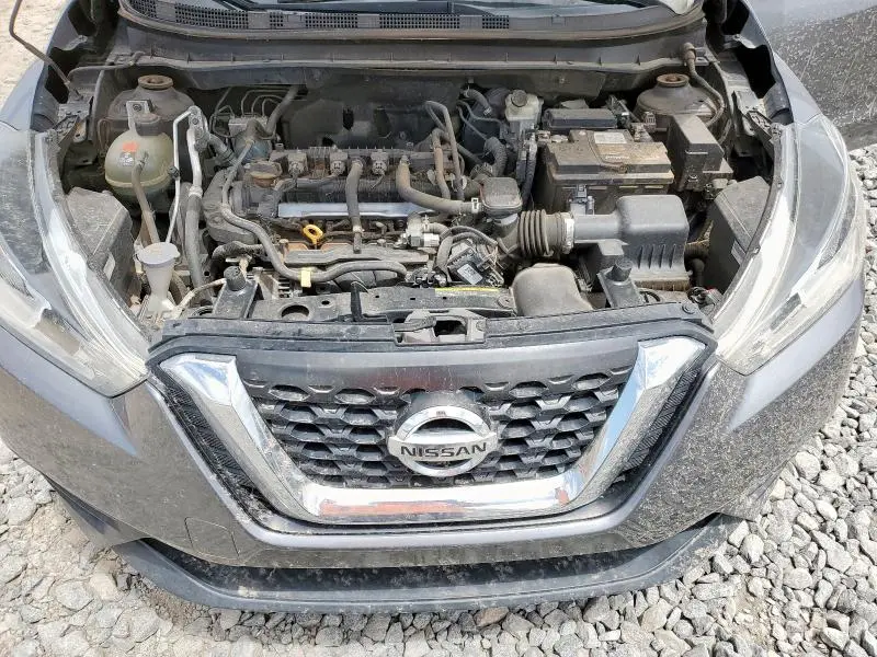 2019 NISSAN KICKS S  