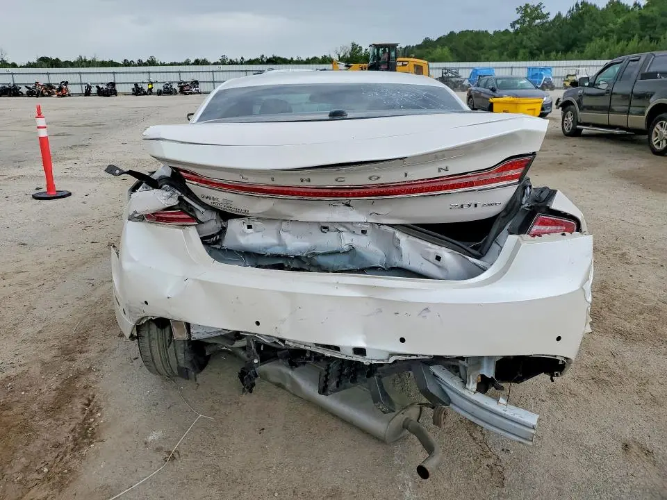 2019 LINCOLN MKZ RESERVE II  