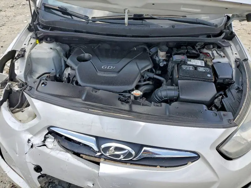 2012 HYUNDAI ACCENT GS  