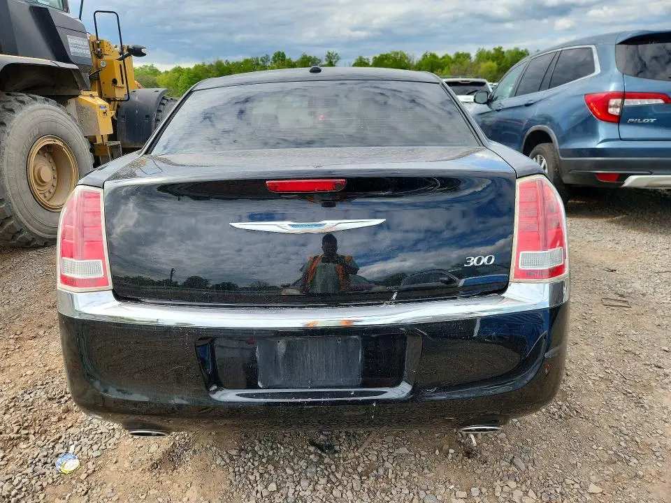 2012 CHRYSLER 300   