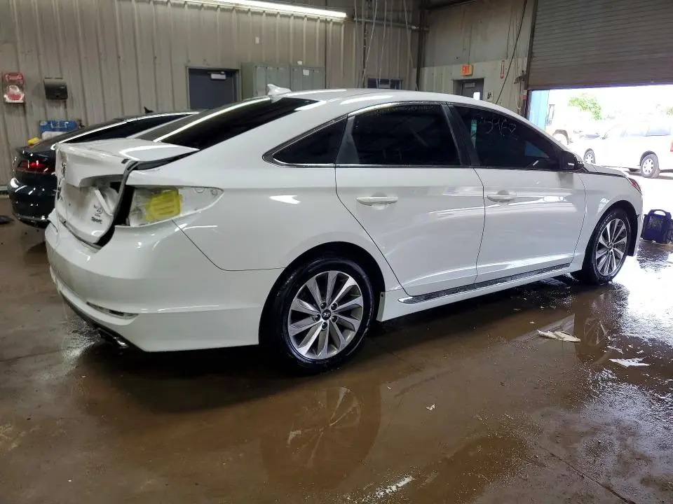 2015 HYUNDAI SONATA SPORT  